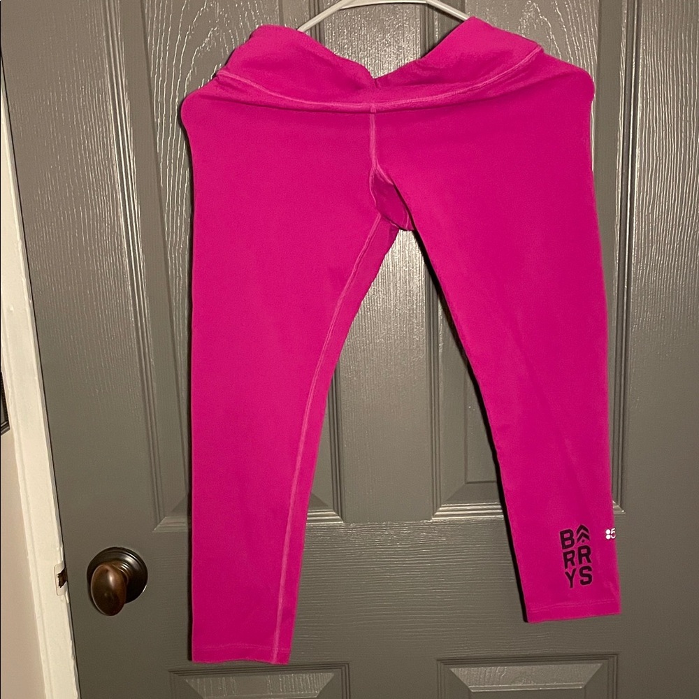 Splits59 Barry’s Bootcamp Vibrant Pink Capris - great condition, Med